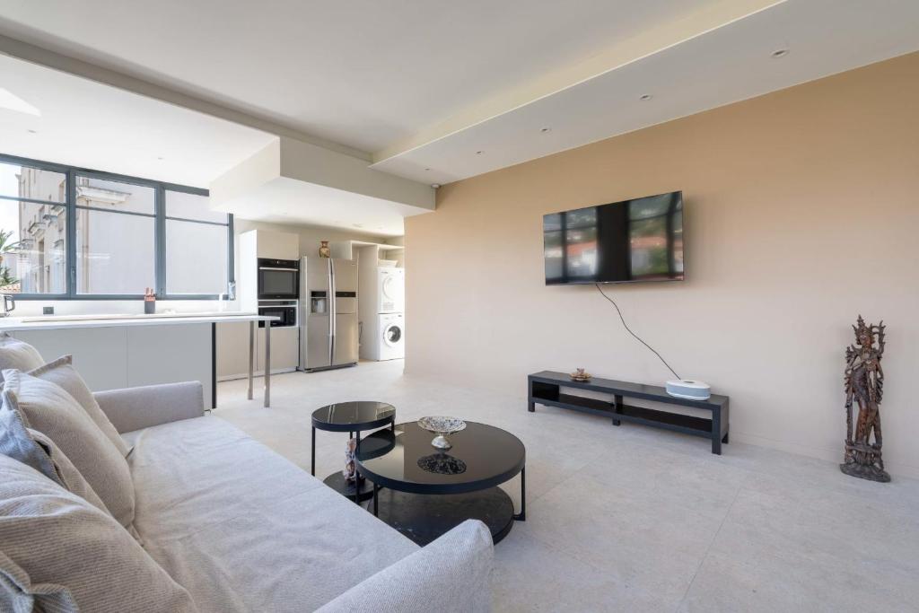 3-Br Top Floor with Rooftop Cannes - 5