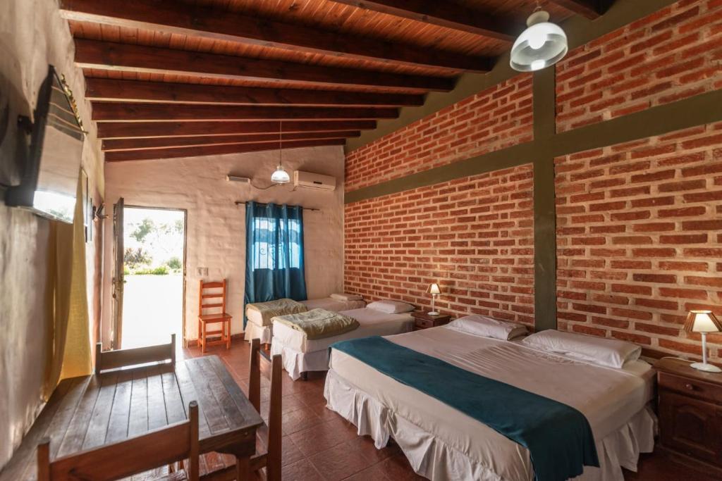 Cabañas a minutos del Dique los Alisos - 3