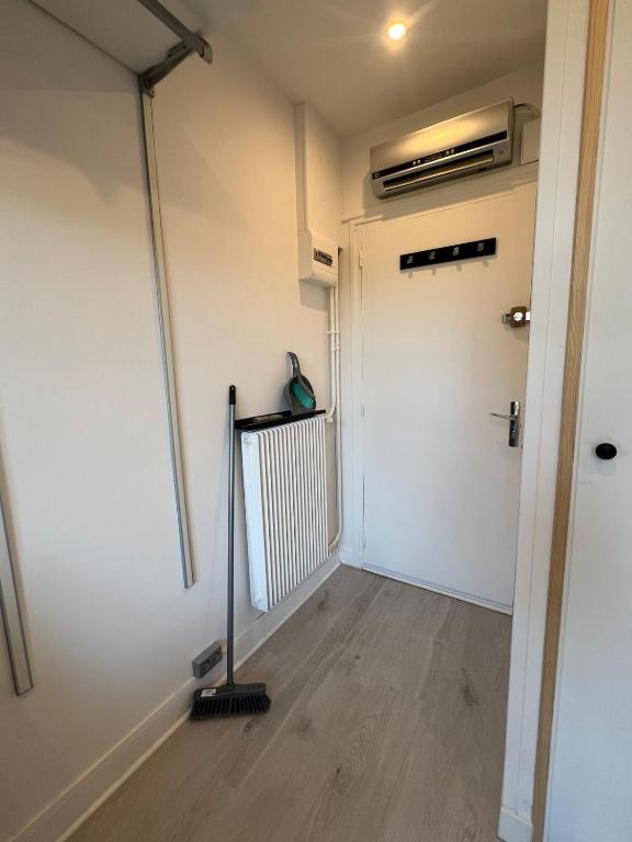 Magnifique studio refait à neuf confortable et pratique - 5