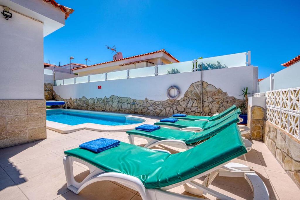 Villa Sunrise Lovely 2 Bedroom Villa - 3