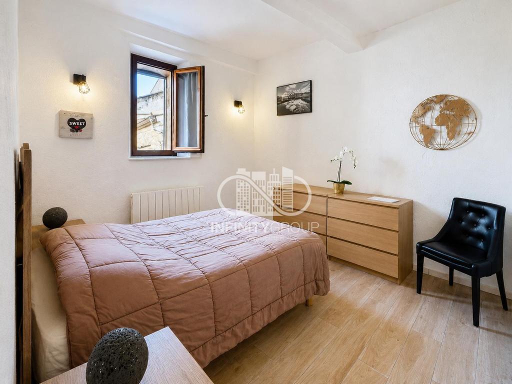 Appartement cosy au cœur de la vieille ville d’Antibes - 2
