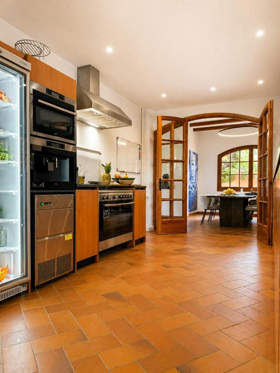 Holistic Sanctuary And Eco Garden In Costa Brava - 5