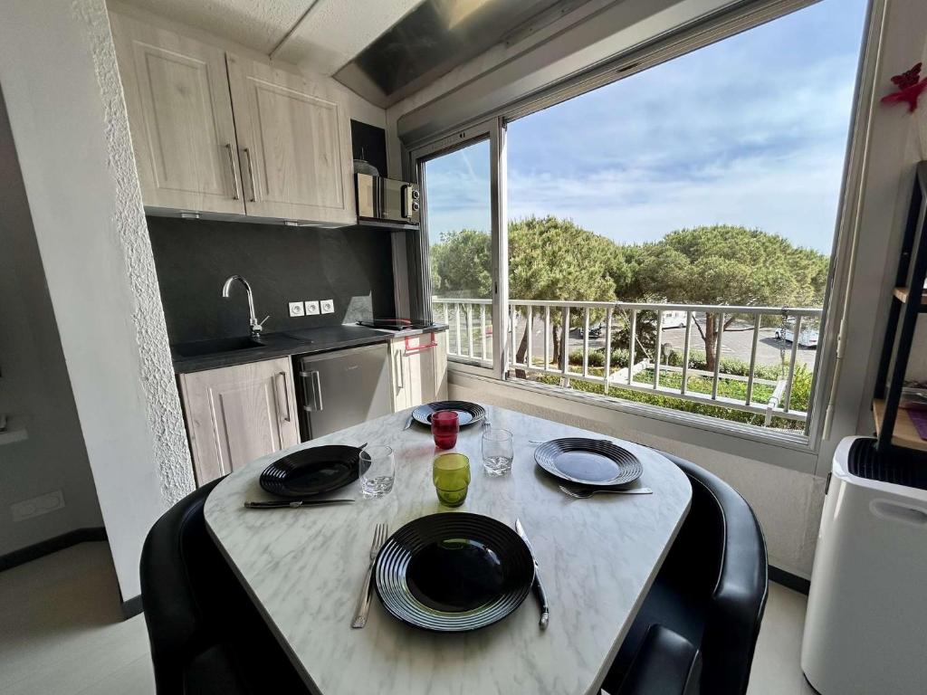 Cap d'Agde Studio cabine 4 couchages CT111-212 - 2