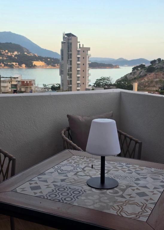 Sutomore lux apartman seaview - 1