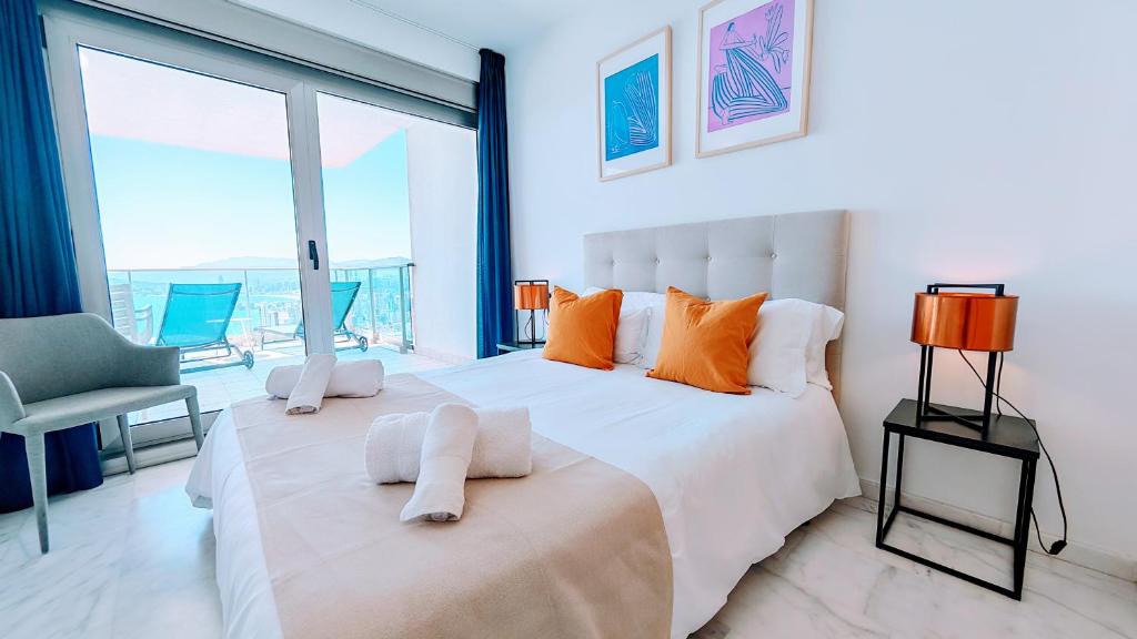 Floor 29 - Two-bedroom apartment with Sea Views - 2