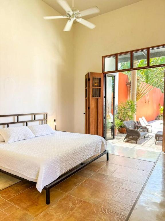 Family 3 bdrm Hacienda House in Centro - 2
