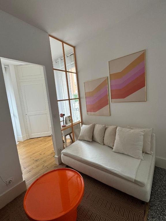 Orange Pastel - Parking gratuit - T2 cosy proche gare, GEM, Palais de justice - 3