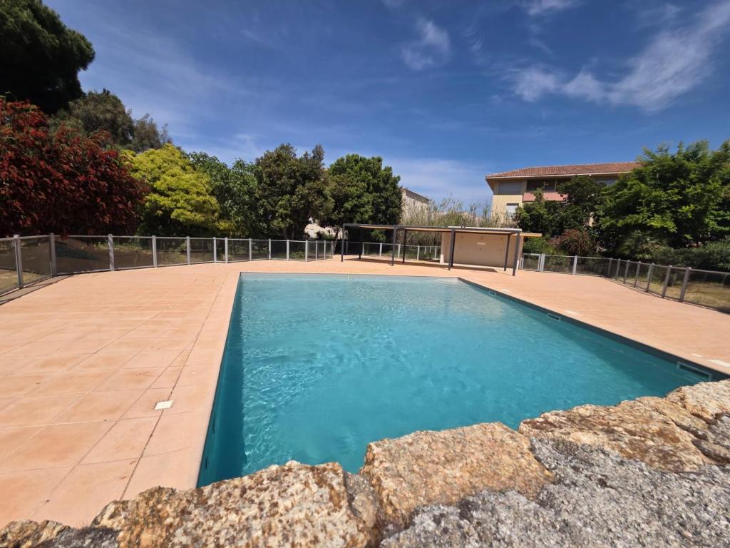 Appartement 2 pièces 5 couchages CALVI - 2