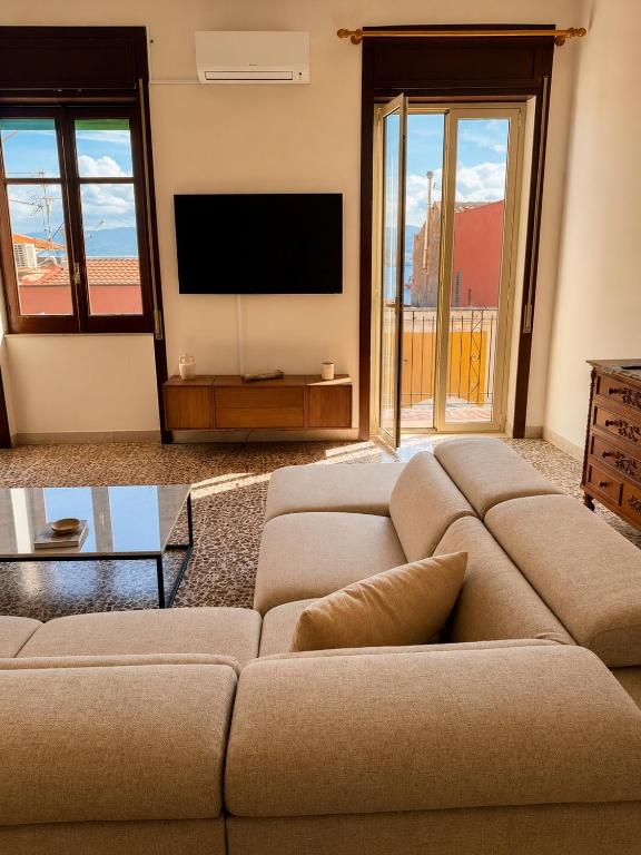 La Dolce Vista - 1