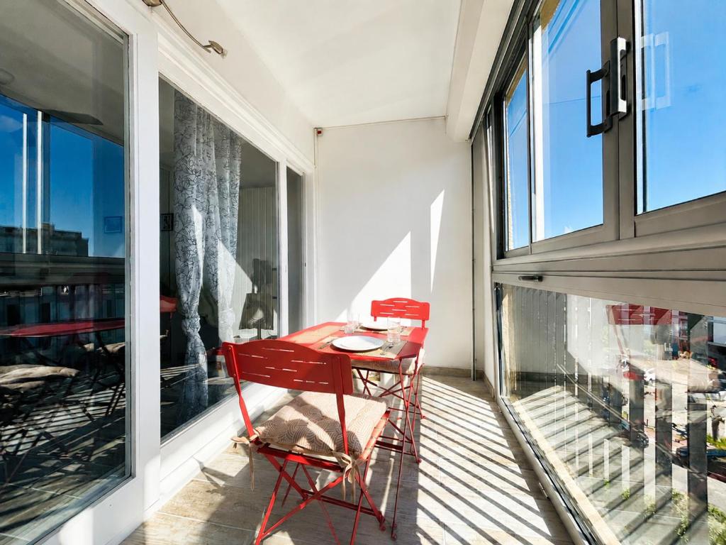 Saint-Cyprien : T2 moderne avec loggia et parking - FR-1-309-506 - 1