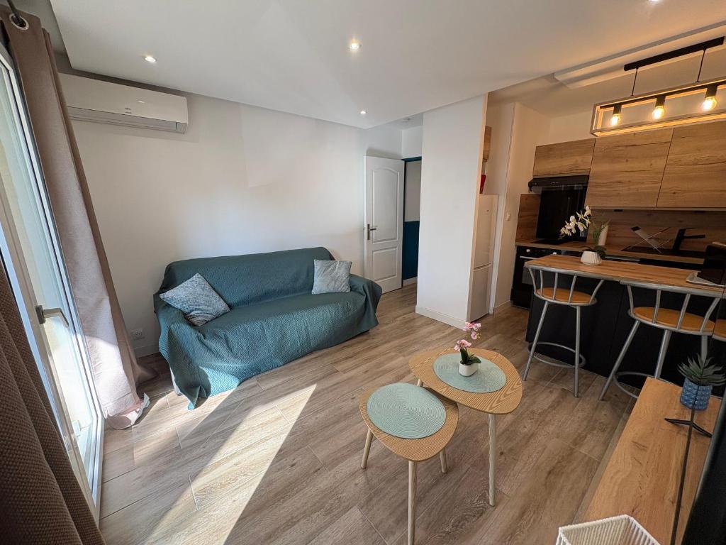 Studio avec loggia, clim et parking - 2 pers. - FR-1-466A-58 - 2