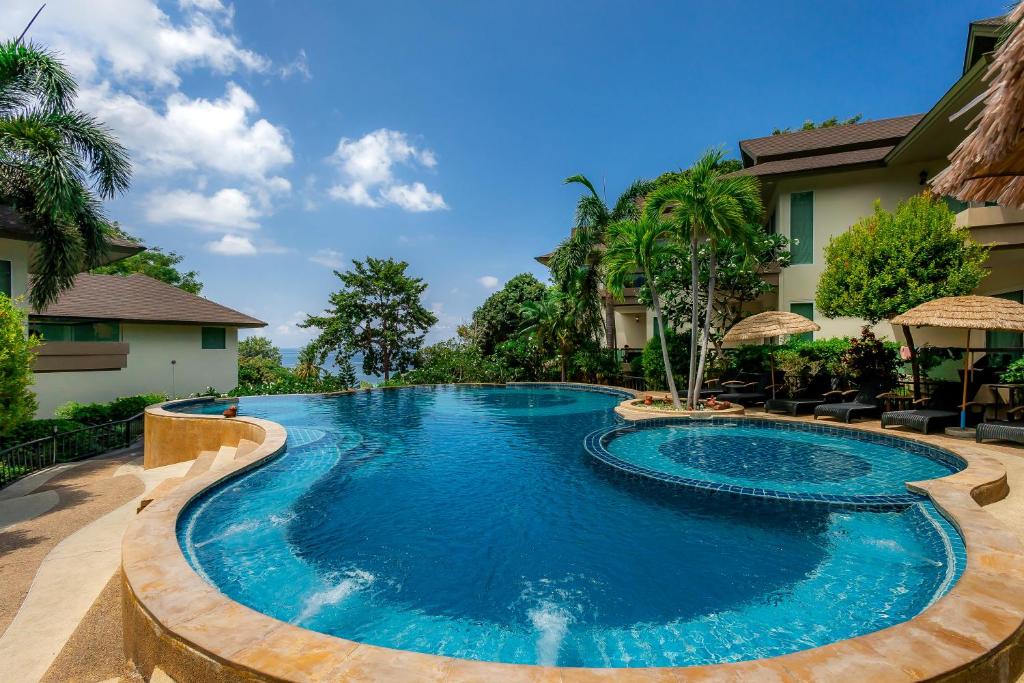 Great swimming pool