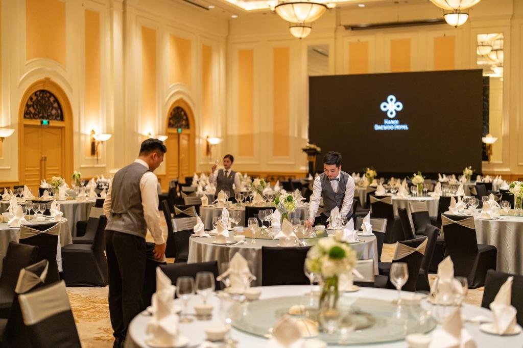 Banquet hall