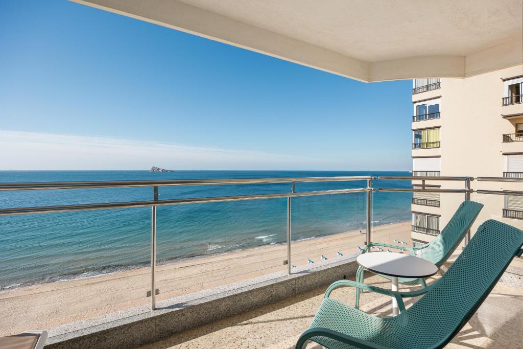 Hotel Cimbel — Beach in Benidorm, Valencian Community