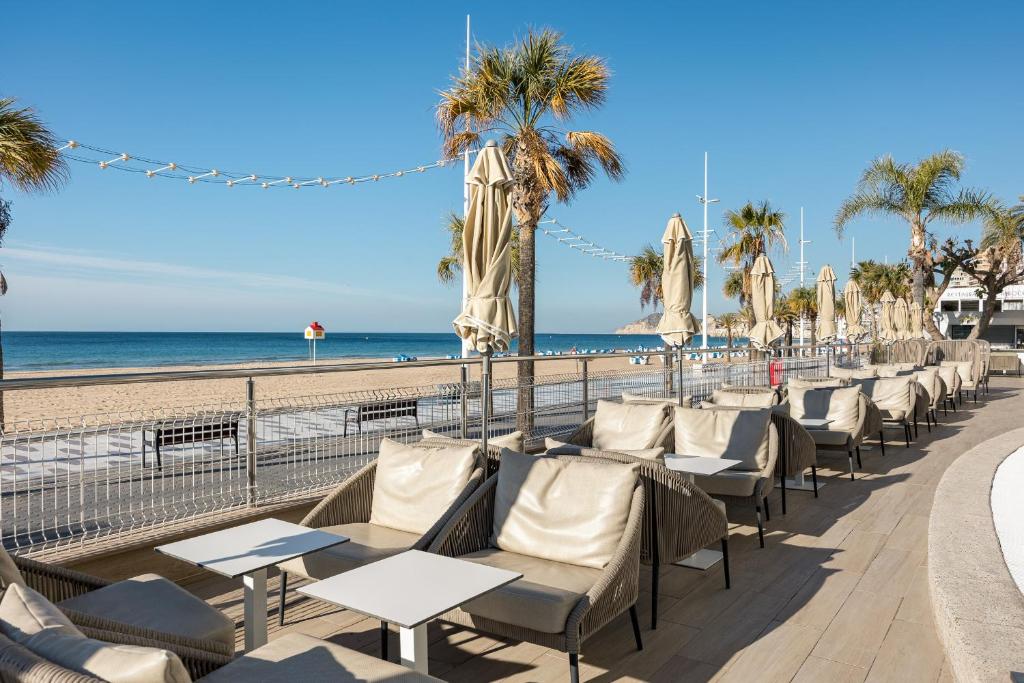 Hotel Cimbel — Beach in Benidorm, Valencian Community