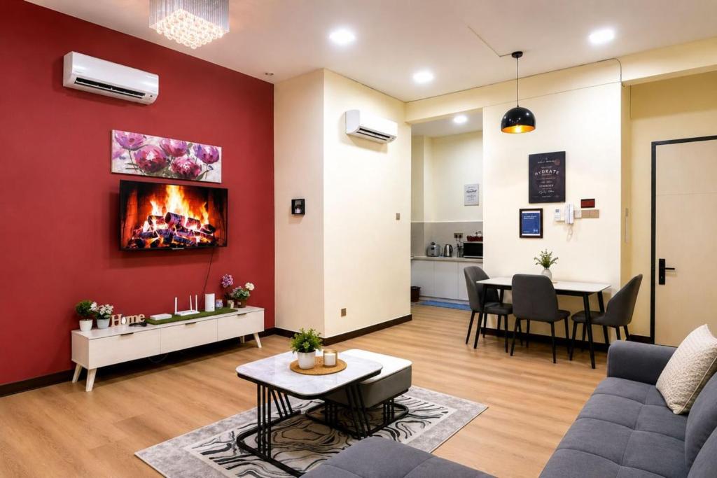 VH HOMES l Imago Mall l 2BR Family Suite l Garden Direct Access