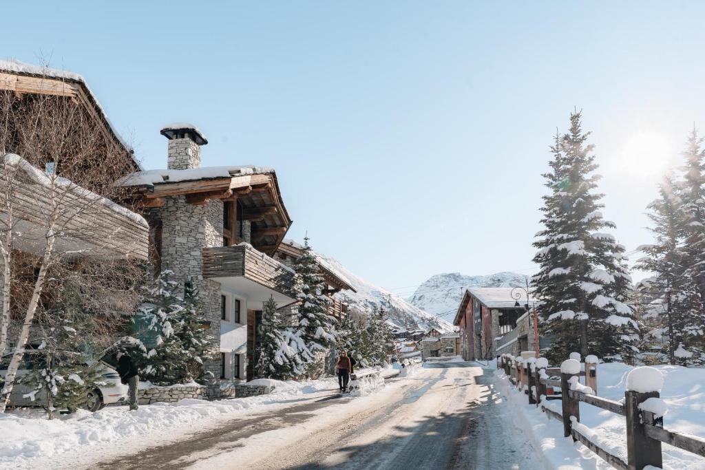 Chalet Face - LES CHALETS COVAREL - 1