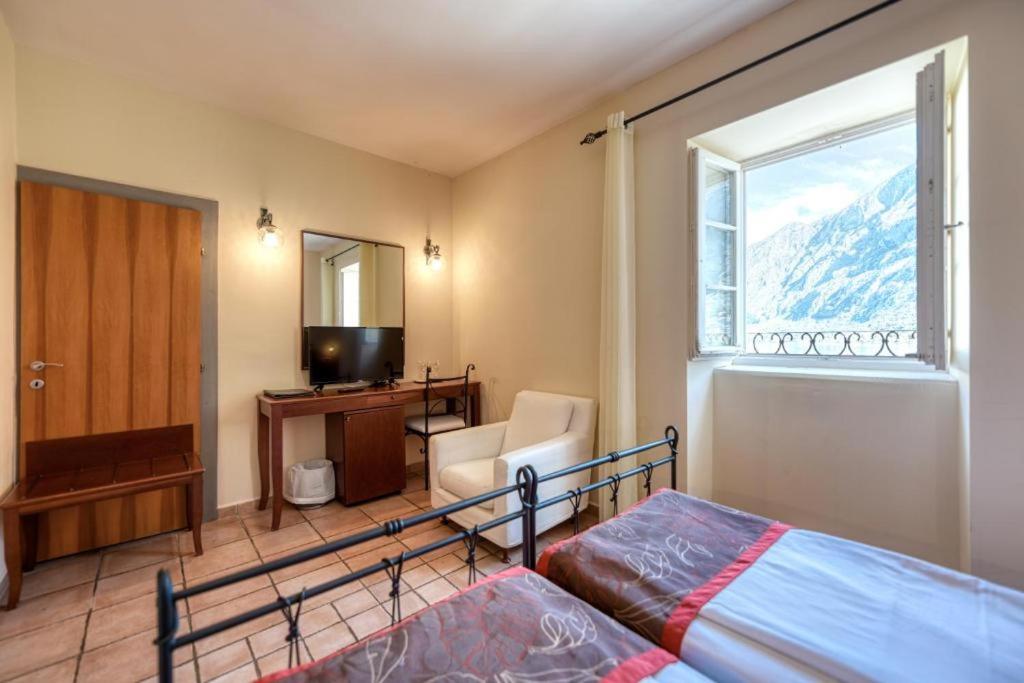 Hotel Splendido — Hotel rooms in Kotor, Kotor Municipality