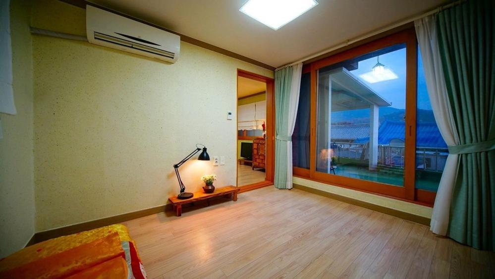 Jeonju Haninok-ui Ihwawon Healing Space Private Pension