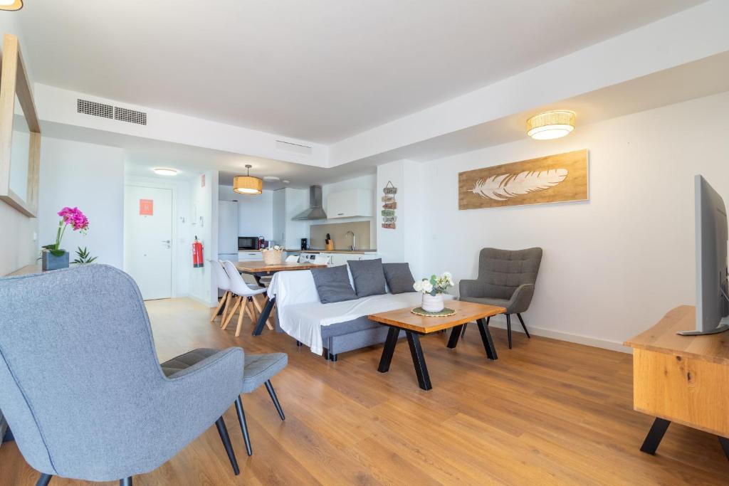 Global Vacacional, Apartamento de 2 habitaciones con terraza y vistas al mar - 4