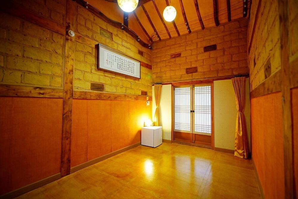 전주 한옥 마을 담소 전경