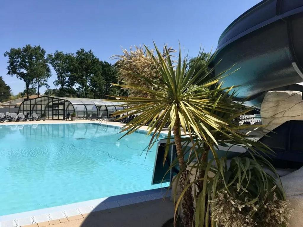 Mobil-home dans camping 4 étoiles entre mer et forêt à Saint-Hilaire de Riez - 1