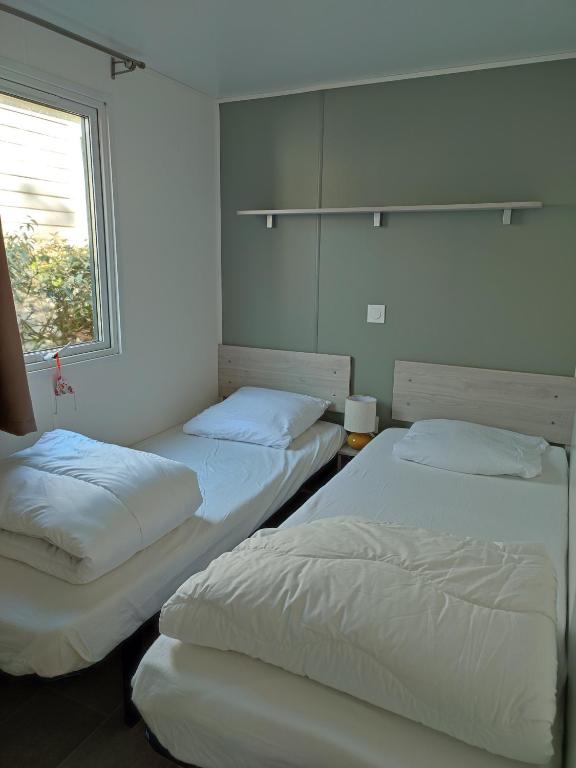 Mobil-home dans camping 4 étoiles entre mer et forêt à Saint-Hilaire de Riez - 2