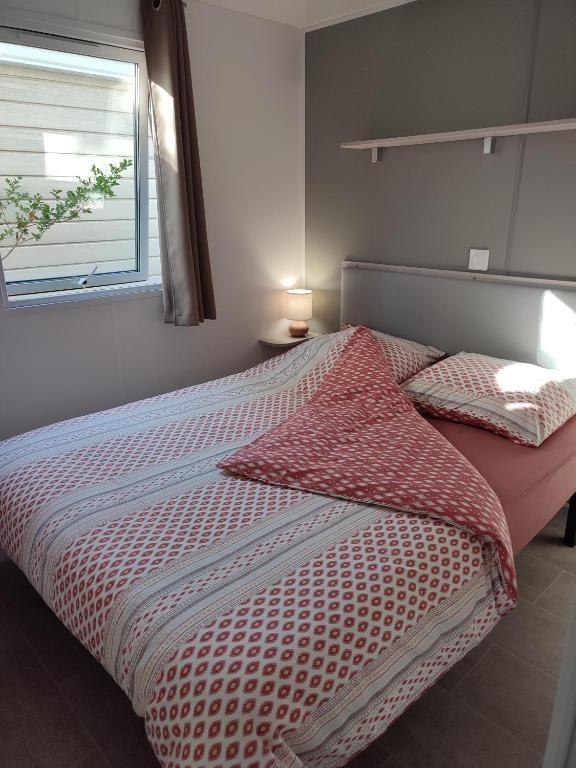Mobil-home dans camping 4 étoiles entre mer et forêt à Saint-Hilaire de Riez - 5