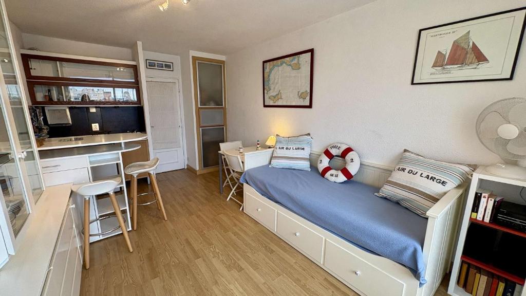 Appartement avec vue bateaux - piscine et tennis GN050-692 - 4