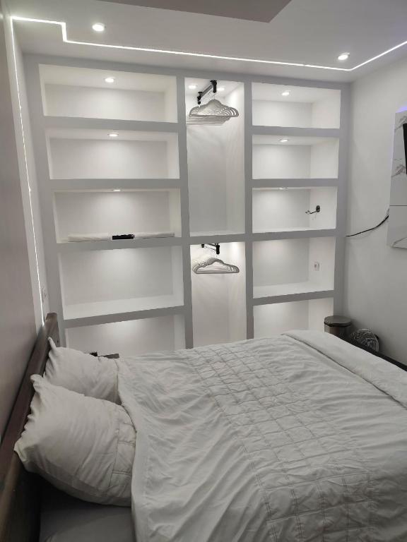 Chambre privé dans une maison avec terrasse et jardin salles de bain partagées - 1