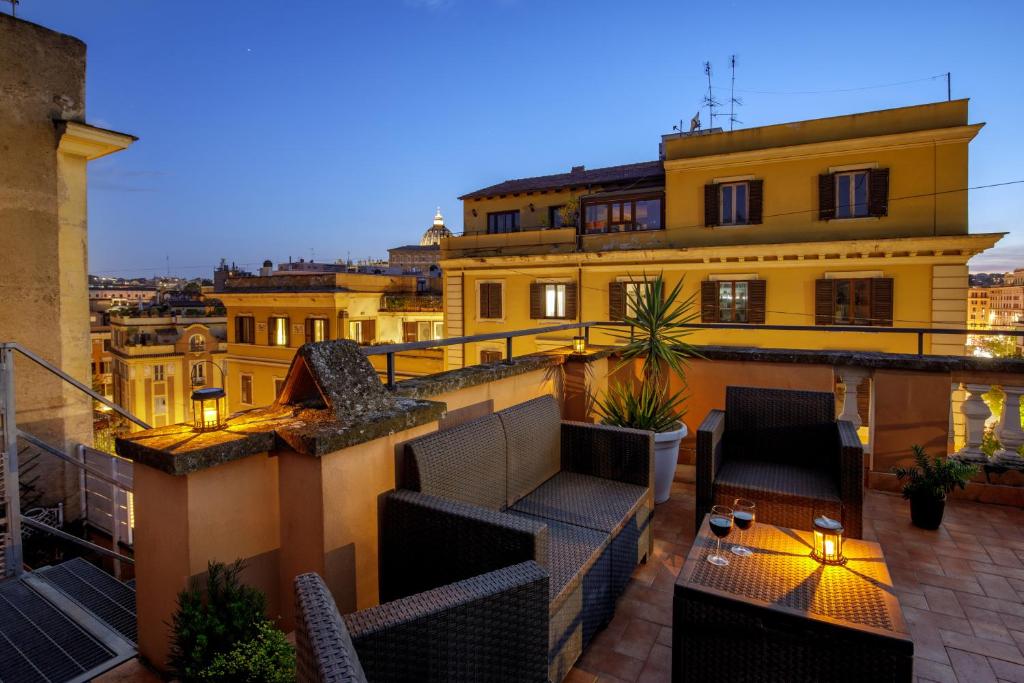 Rooftop St. Peter - 2