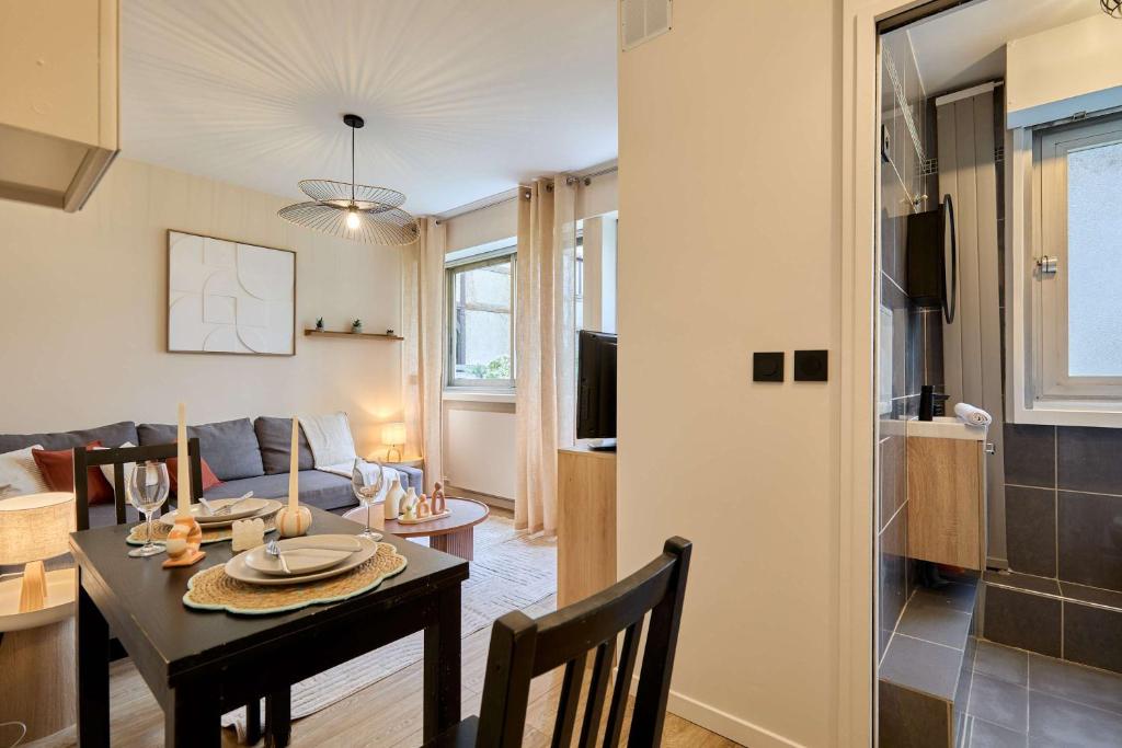 Charming Suite center of Paris Le Marais - 3