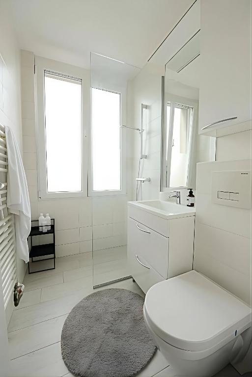 Dvor Center Apartment,14th Floor City View - 4