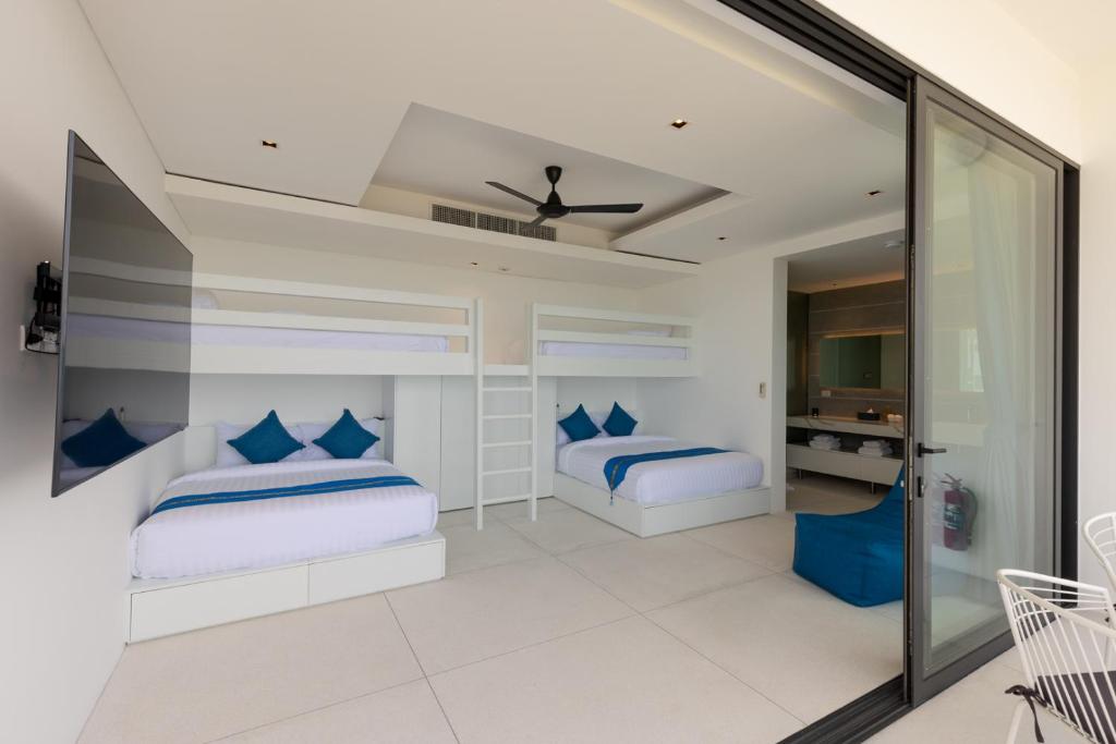 Floor plans