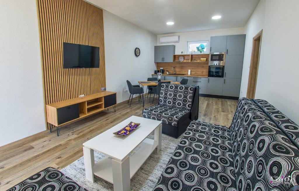 Mostaria Apartment - 3