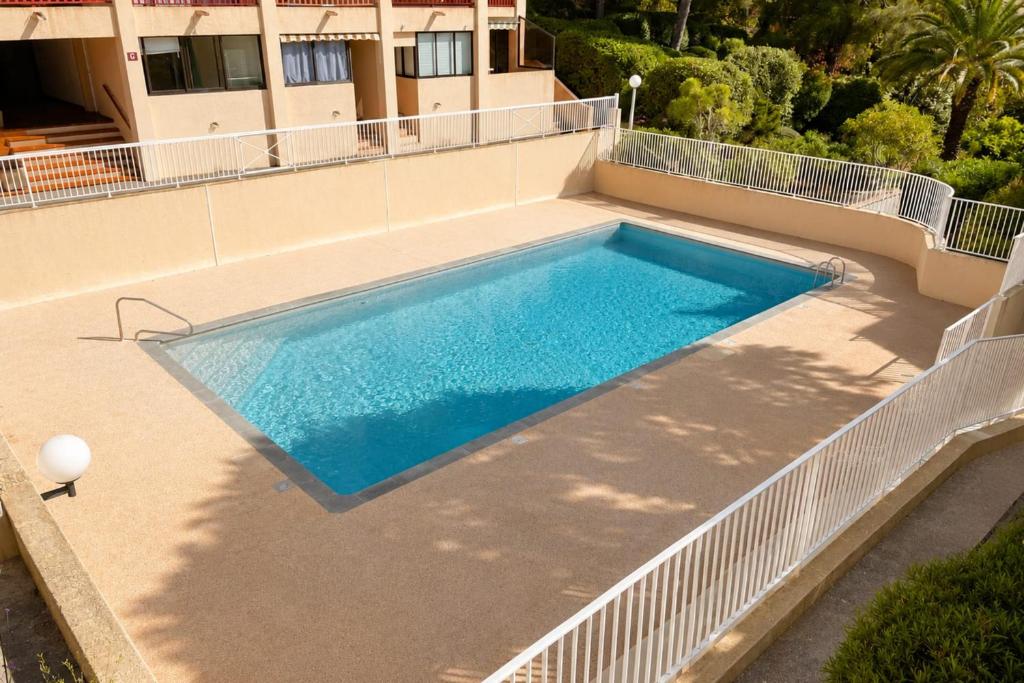 BEACH WALK Climatisé piscineparkingproche mer - 5