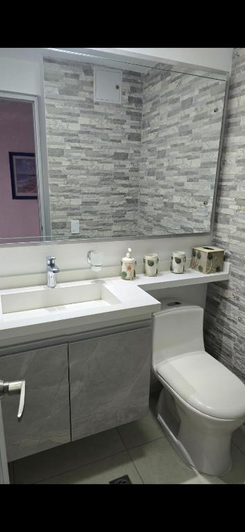 Spectacular view, modern and perfect location in Manizales - 4
