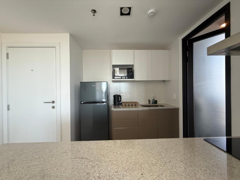 2-Bedroom Apt with PanoramicViews in Feel Building - 5