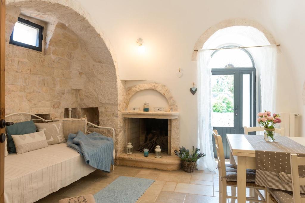Trulli Albapetra - Authentic Trulli Stay with Private Pool and Panoramic View - 4