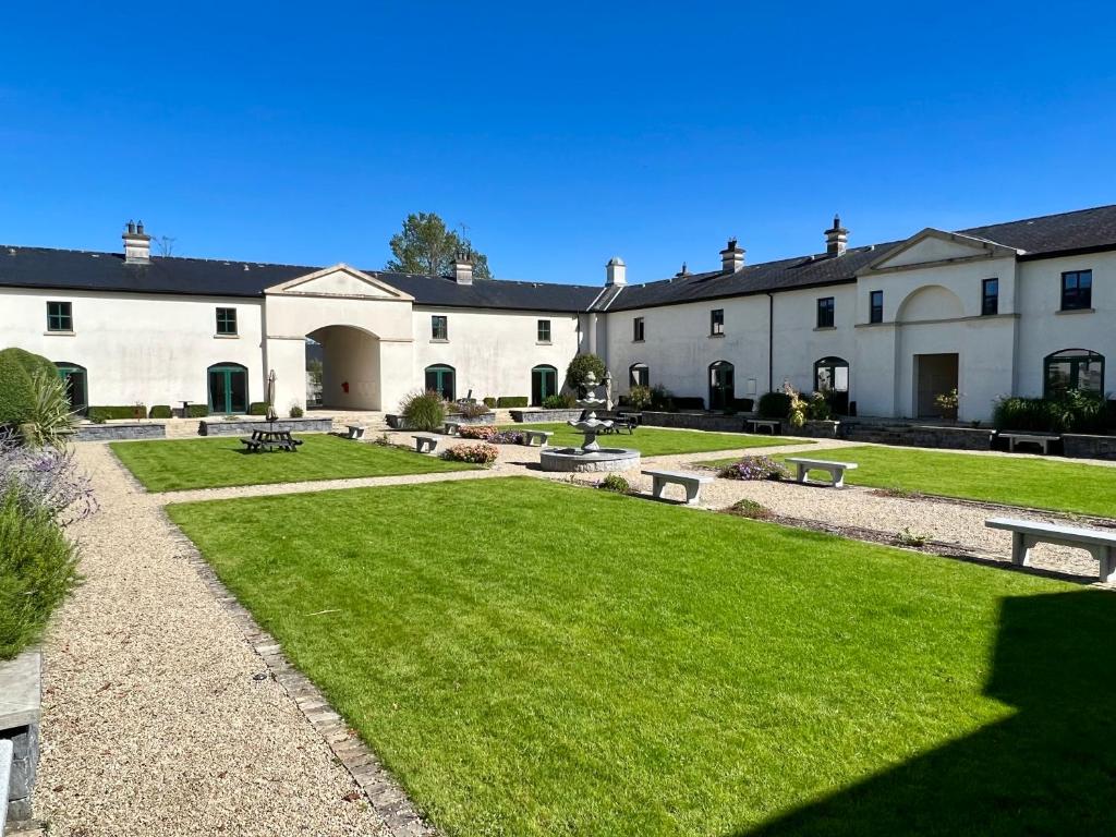 3 Castle Hume Court, Enniskillen photo 5