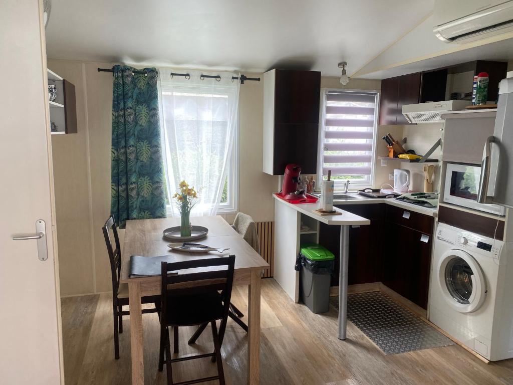 Mobil home 4-6 personnes bord de mer Argeles sur mer camping équinoxe - 1