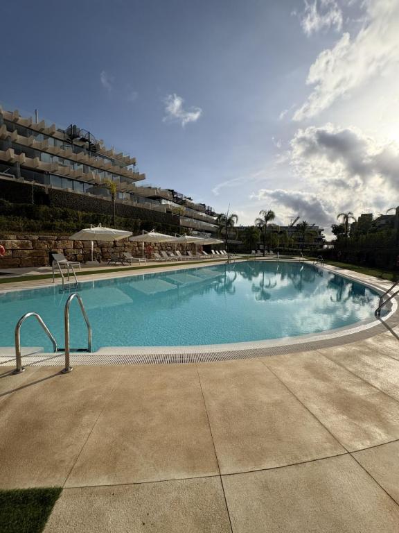 Luxe 3BR Apt With Wellness in Oasis 325 Estepona - 4