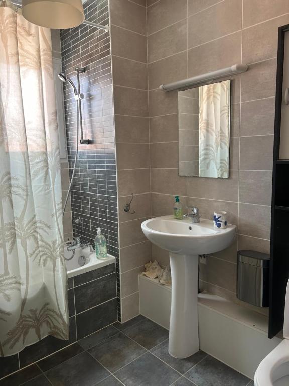 Le Patio Céleste - Les Sables La Chaume - Sleeps 6 - 4