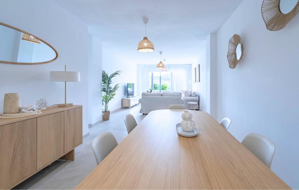 Relaxing Two Bedroom Garden Apartment in Casares Gardens - 4
