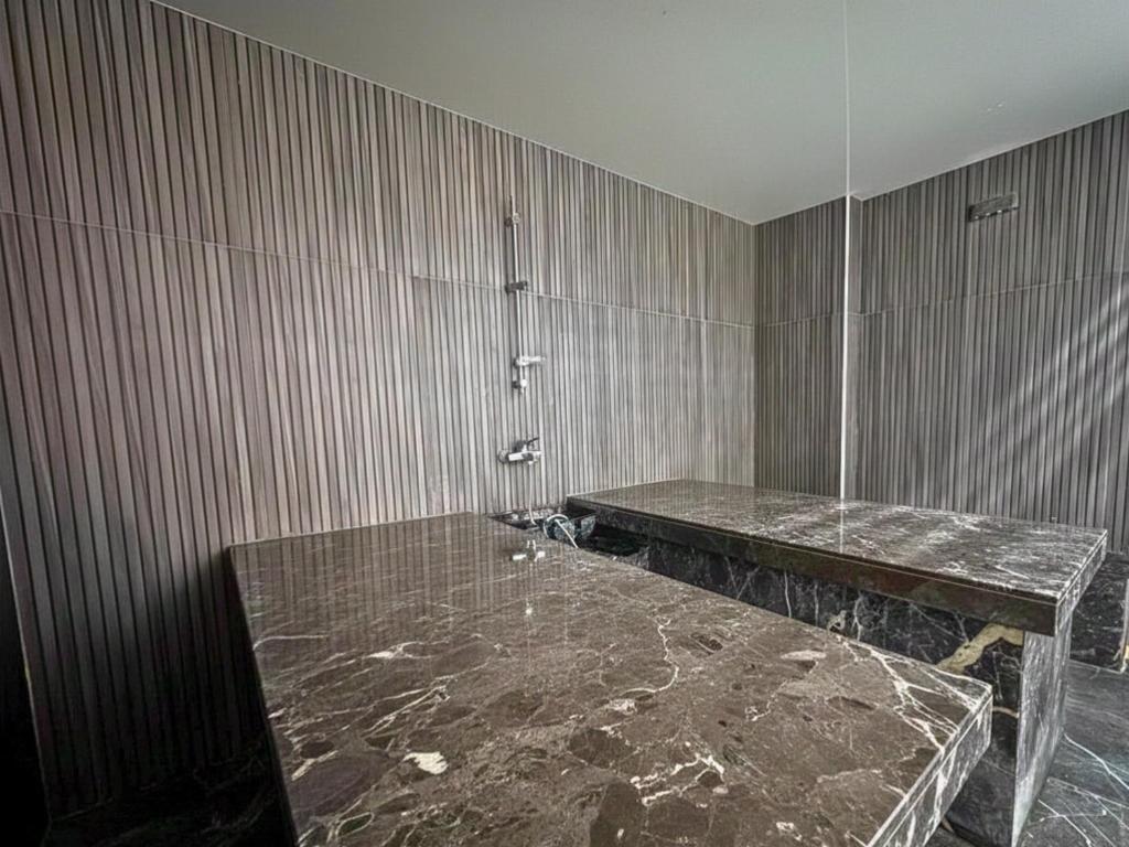 Steamroom