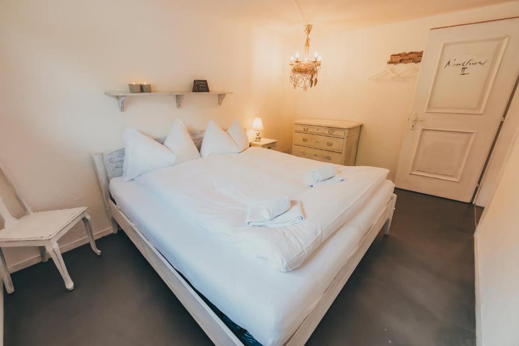 Surfers Horizon Loft with Balcony & Panoramic views - 2