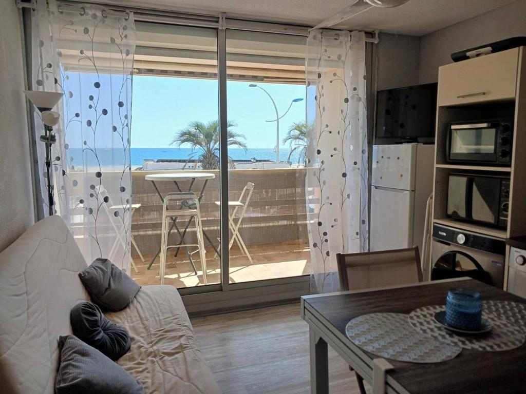 Appartement face mer, clim et parking - 6 pers. - FR-1-833-43 - 3