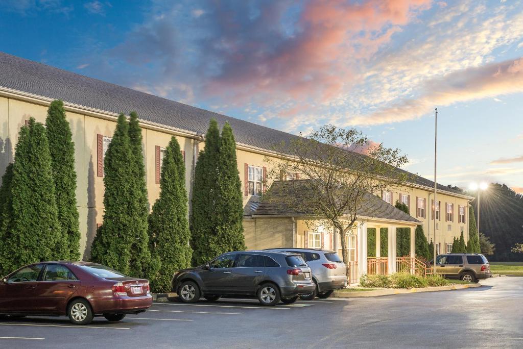 Super 8 Maumee/Toledo, OH — Hotel in Maumee (OH)