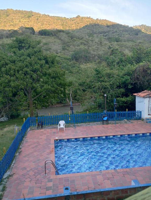 Hotel Campestre Villa Lucila - 1