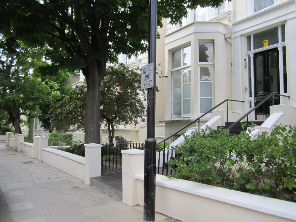 Belsize House (Belsize Park) photo